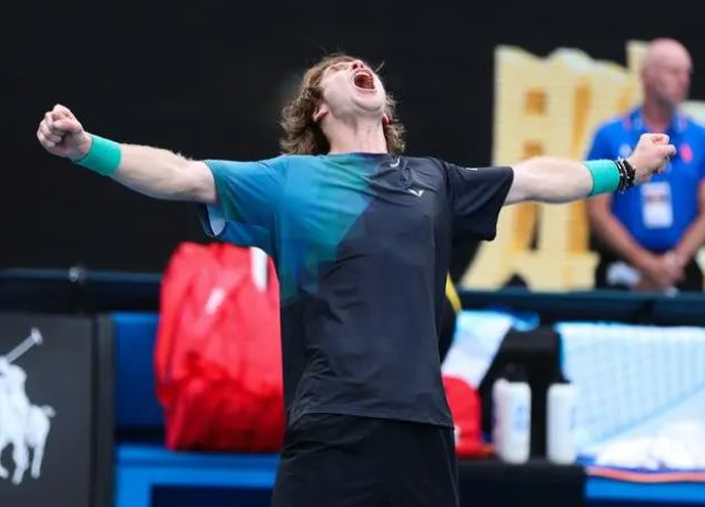 上的多面手 上的多面手