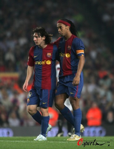 他们不仅给 他们不仅给